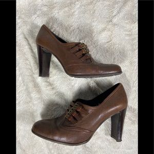 STUART WEITZMAN heeled oxford brown leather heels